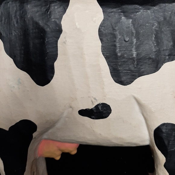 Vintage James Haddon Collection Handcarved & Painted Wooden Cow. - Picture 3 of 7